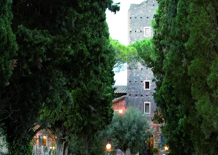 Castello Della Castelluccia Hotel 4*